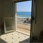 Con Vista Sul Mare アパート マリーナ・ディ・ジョイオーザ・イオーニカ